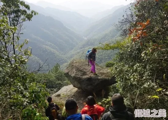 我想爬你的两座大山：探索山脉的生态系统与人文历史，感受自然之美与文化底蕴的结合