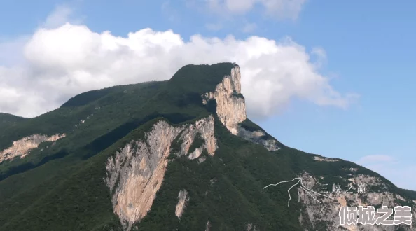 我想爬你的两座大山：探索山脉的生态系统与人文历史，感受自然之美与文化底蕴的结合